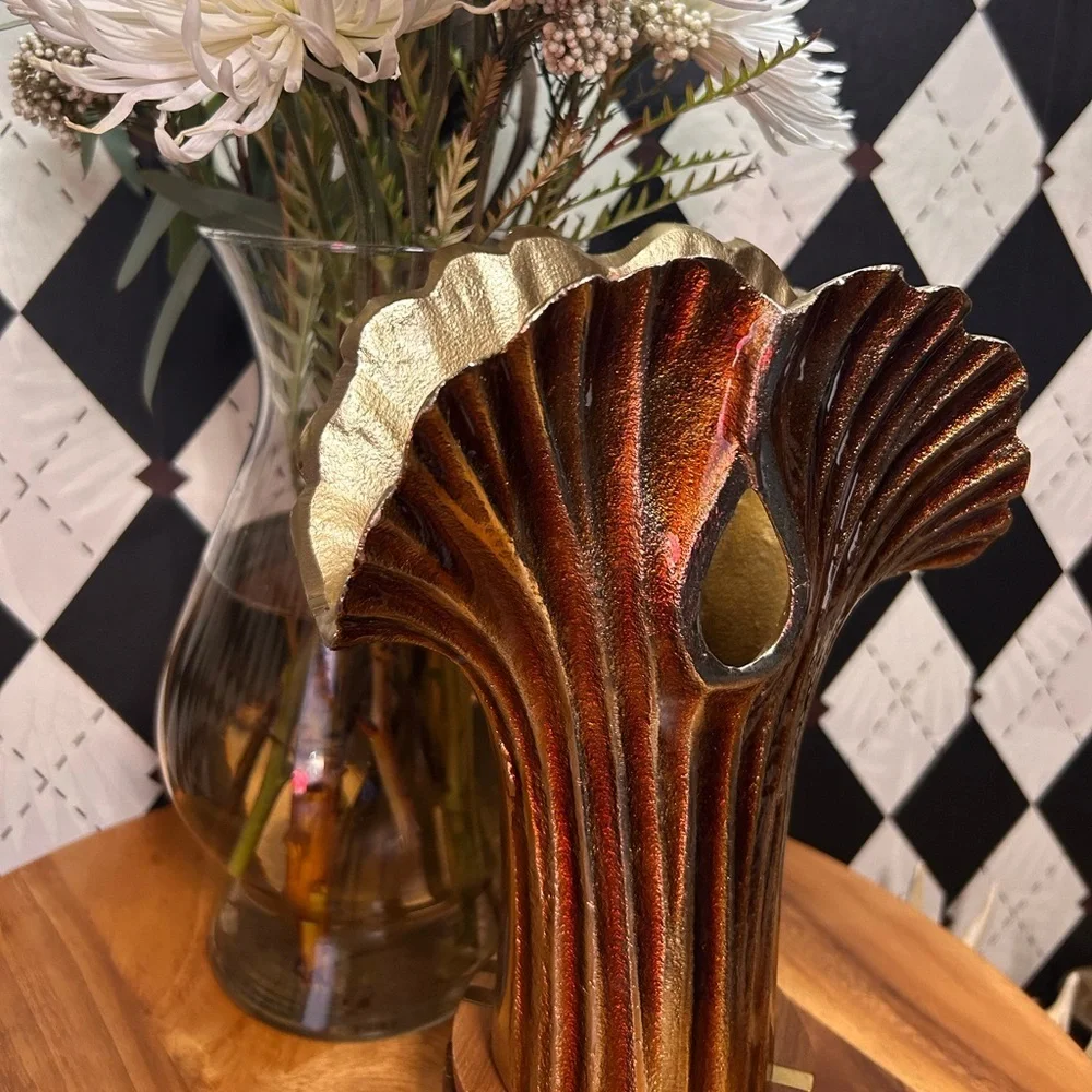 Vase Modern Asian Metal Enameled Ginkgo Leaf 9 Inch Decorative‎ Art